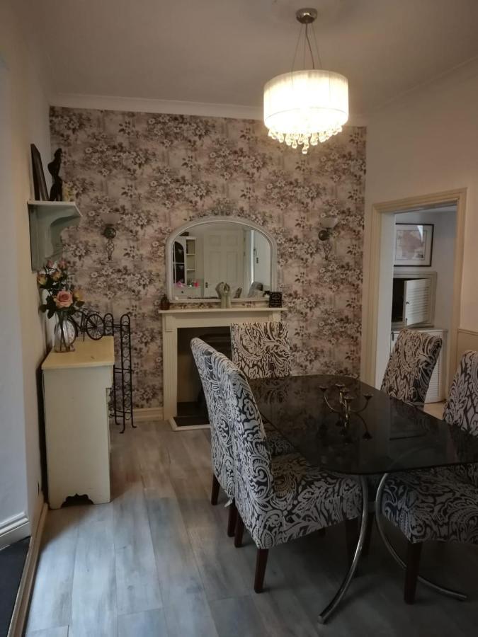 Three Sisters Cottage Торки Экстерьер фото