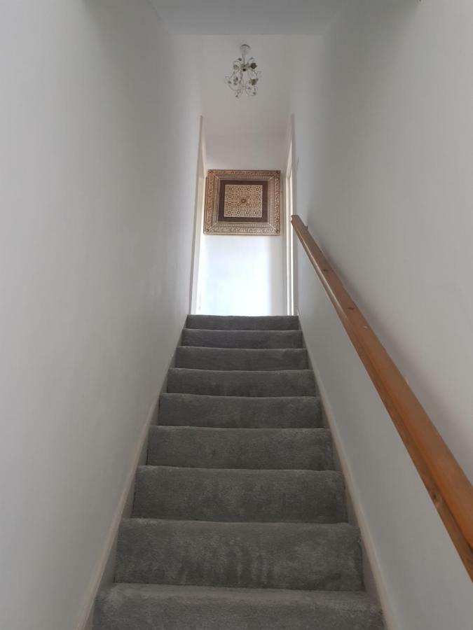 Three Sisters Cottage Торки Экстерьер фото